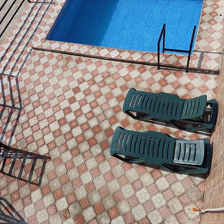 Apartment Beso クタイシ エクステリア 写真