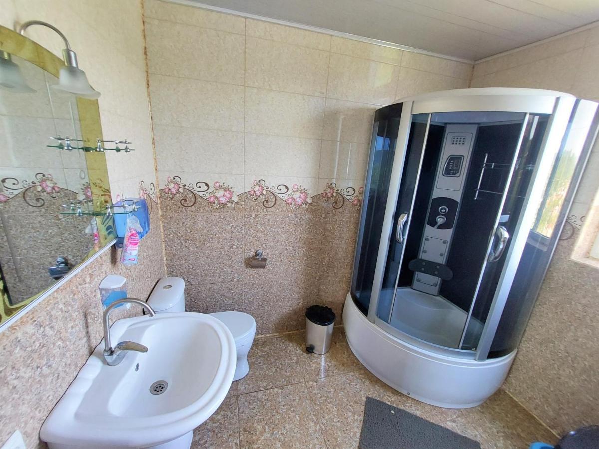 Apartment Beso クタイシ エクステリア 写真