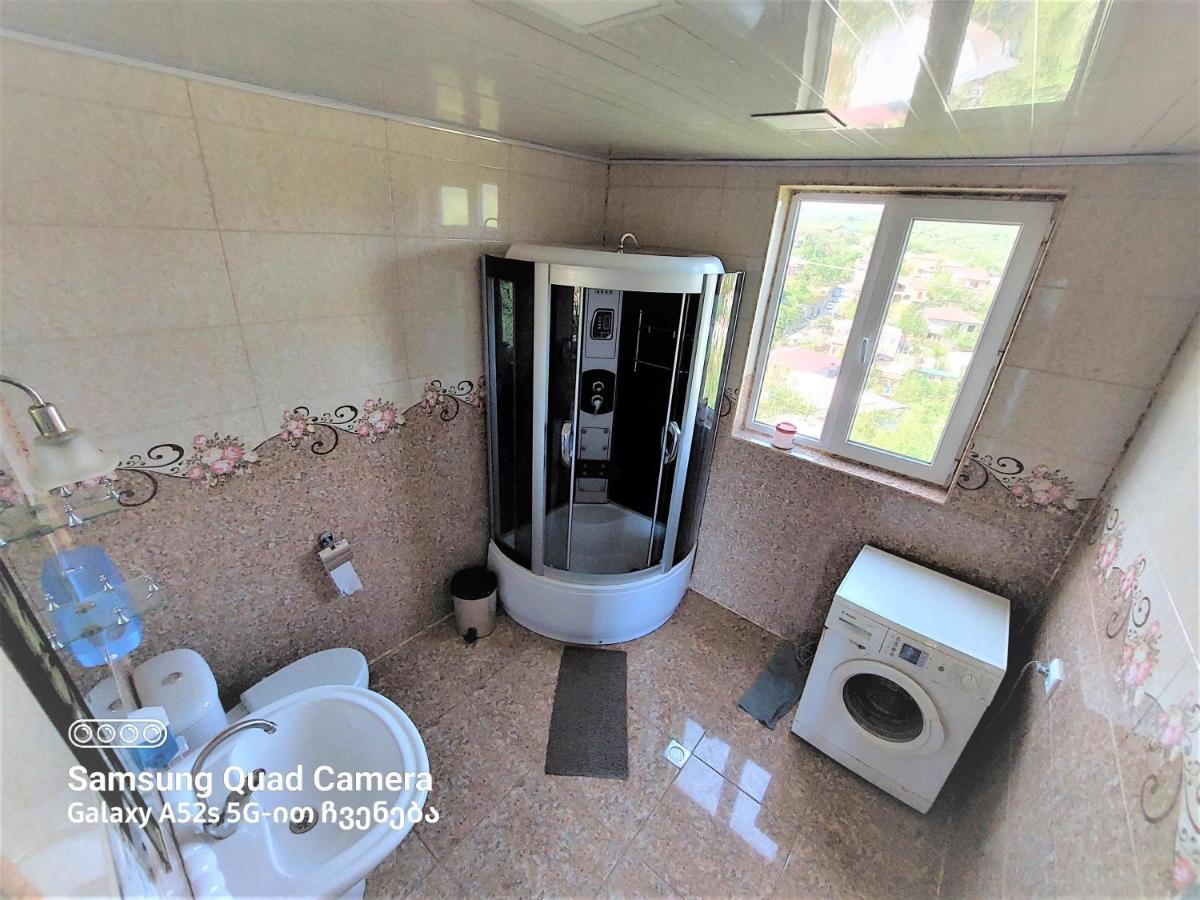Apartment Beso クタイシ エクステリア 写真