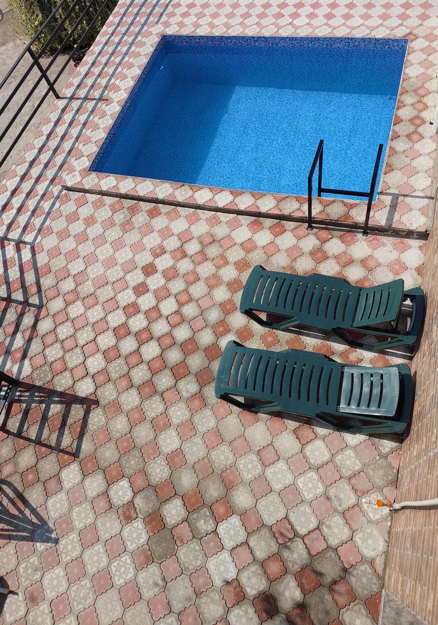 Apartment Beso クタイシ エクステリア 写真